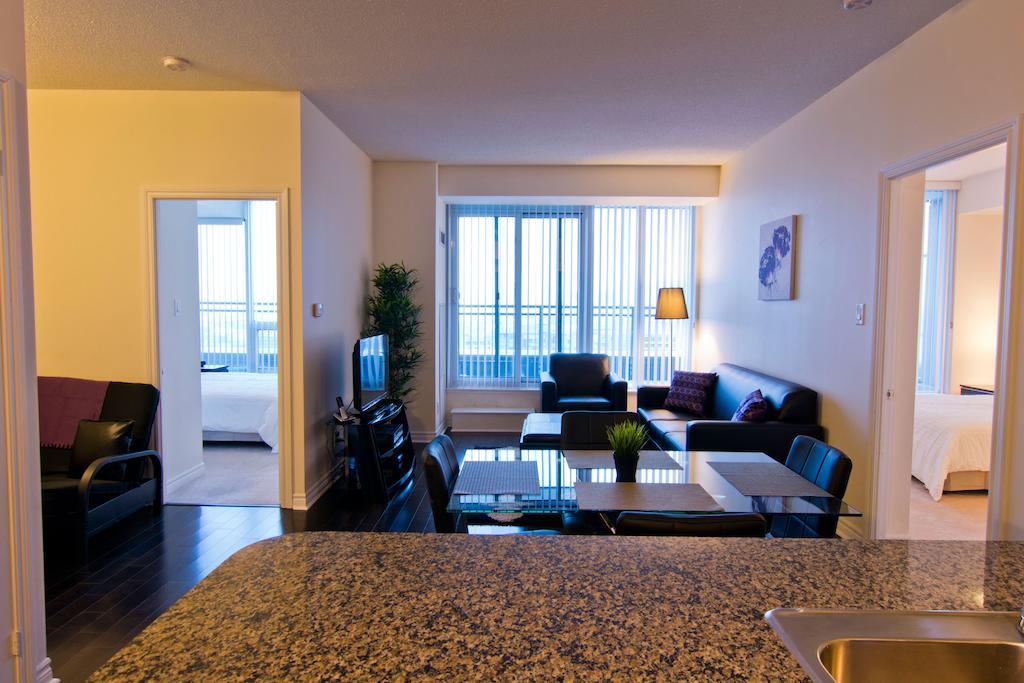 Maplewood Furnished Suites Mississauga Exterior photo